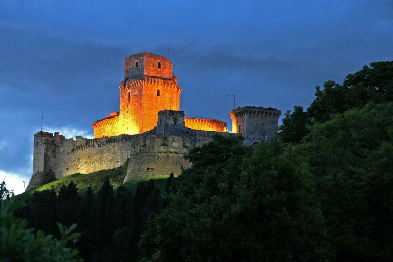 Il Turrione "App. Santa Chiara" Apartment อัสซิซี ภายนอก รูปภาพ